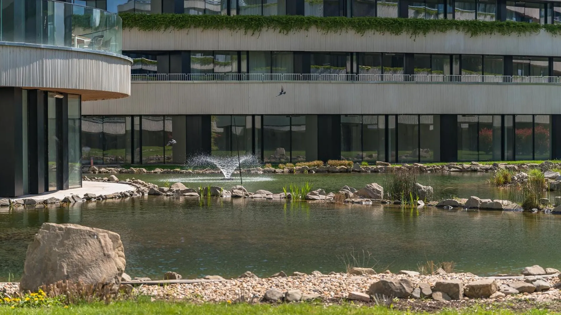 Cedrus Luxory Lake Szeged 0*,